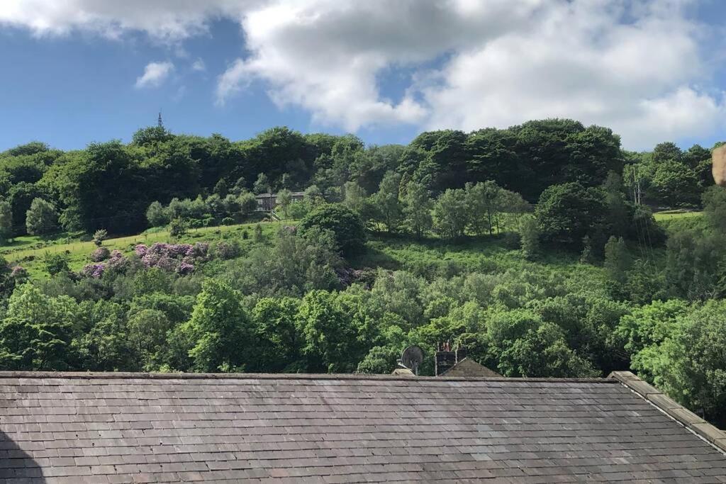 Stylish Studio Gem In The Heart Of Hebden Hebden Bridge Exterior photo